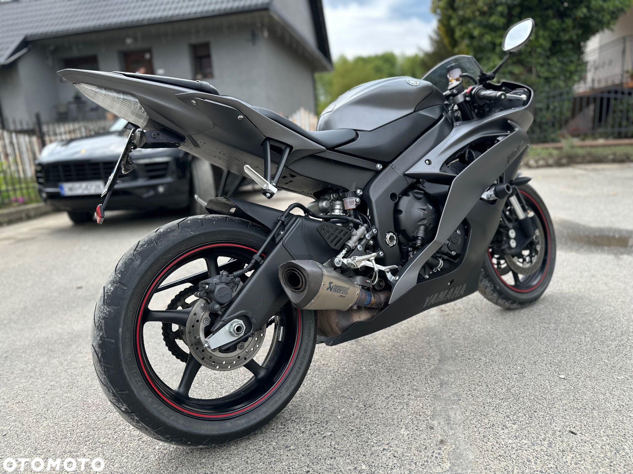 Yamaha R6 - 4