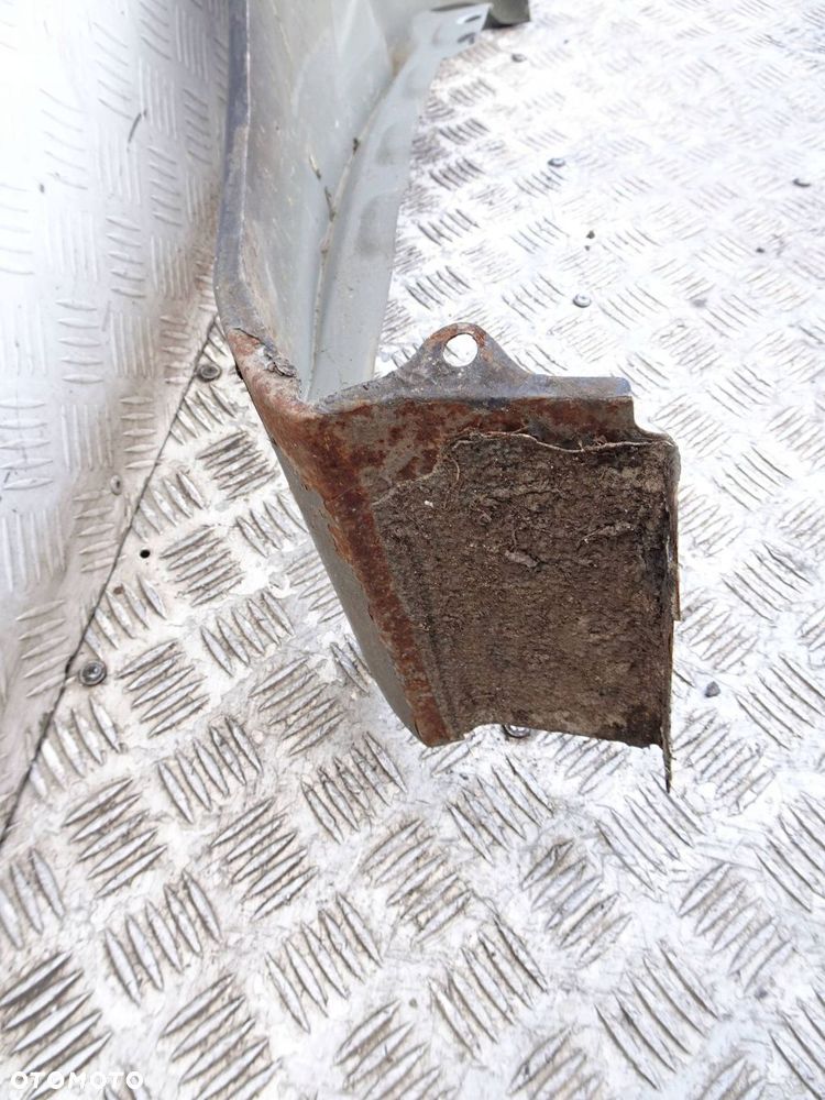 błotnik prawy przód ford fiesta mk7 d9 - 8