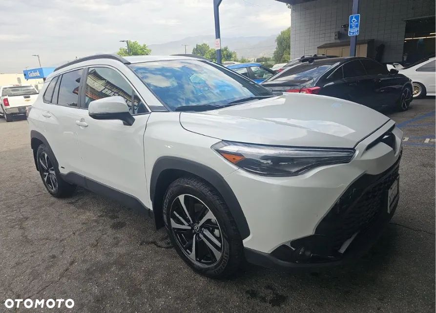 Toyota Corolla Cross - 1