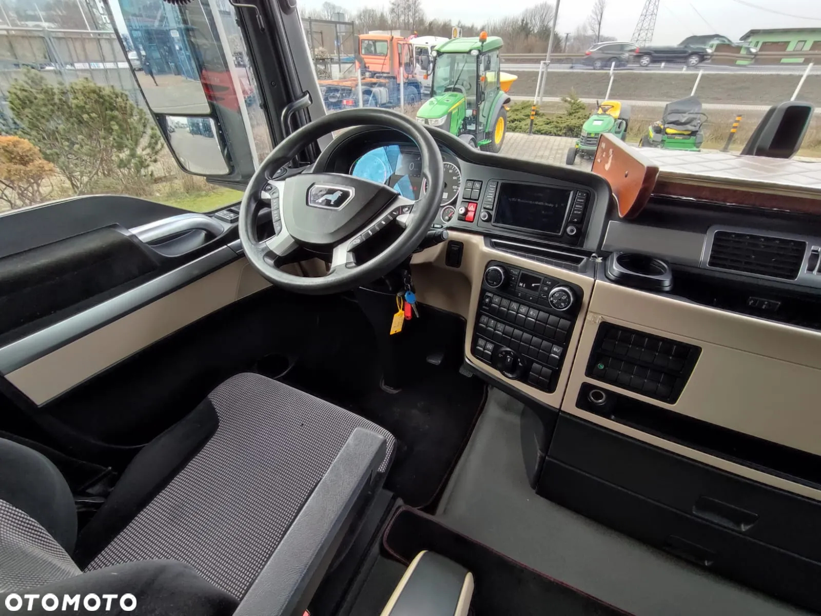 MAN TGX 18.440 / LOW-DECK / AUTOMAT / XLX / MEGA / RETARDER / - 16