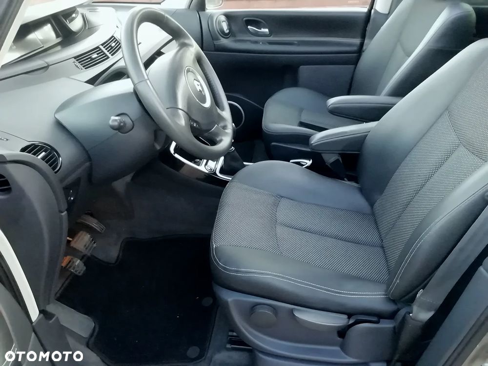 Renault Grand Espace 2.0 dCi FAP Privilege - 11