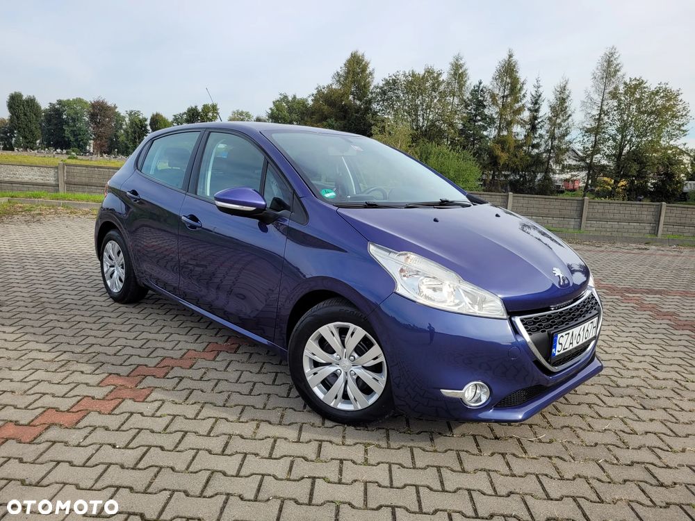 Peugeot 208 - 4