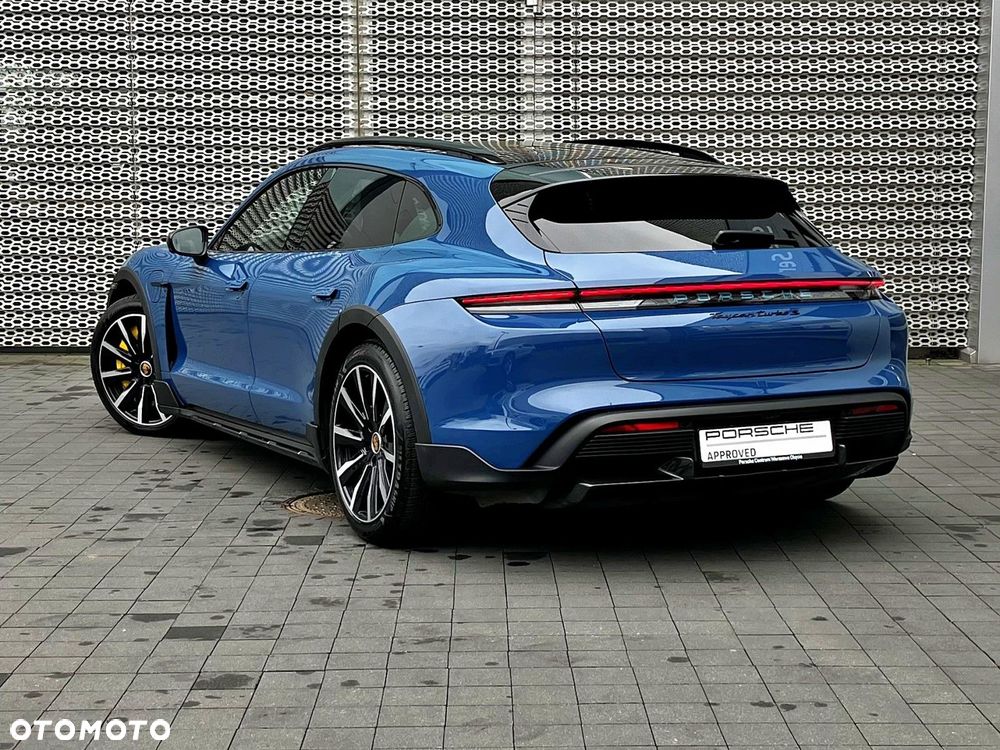Porsche Taycan Turbo S - 3