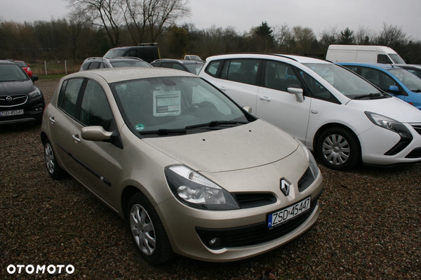 Renault Clio 1.2 16V 75 Collection