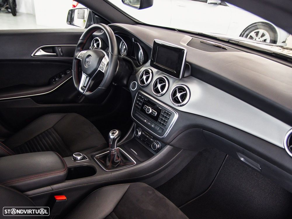 Mercedes-Benz CLA 200 CDI AMG Line — fotografia 19