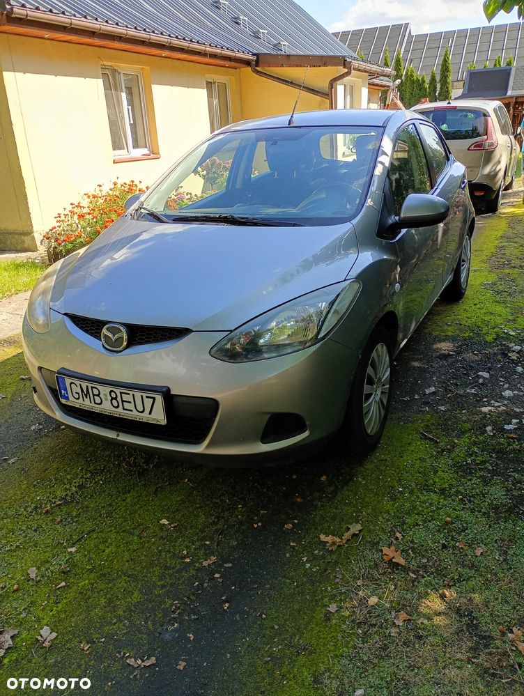 Mazda 2 - 5