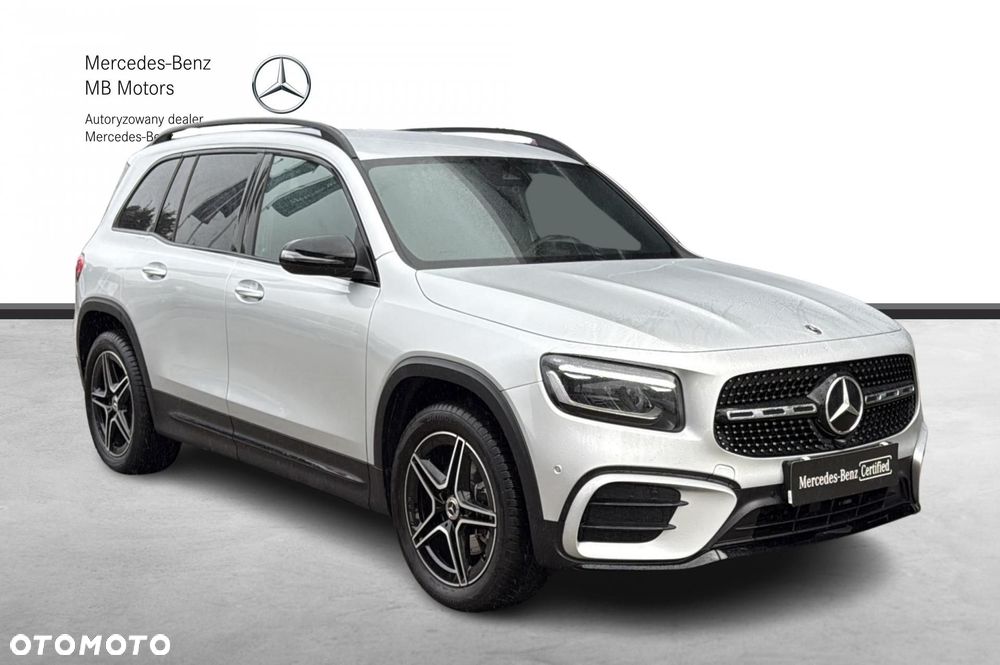 Mercedes-Benz GLB - 9