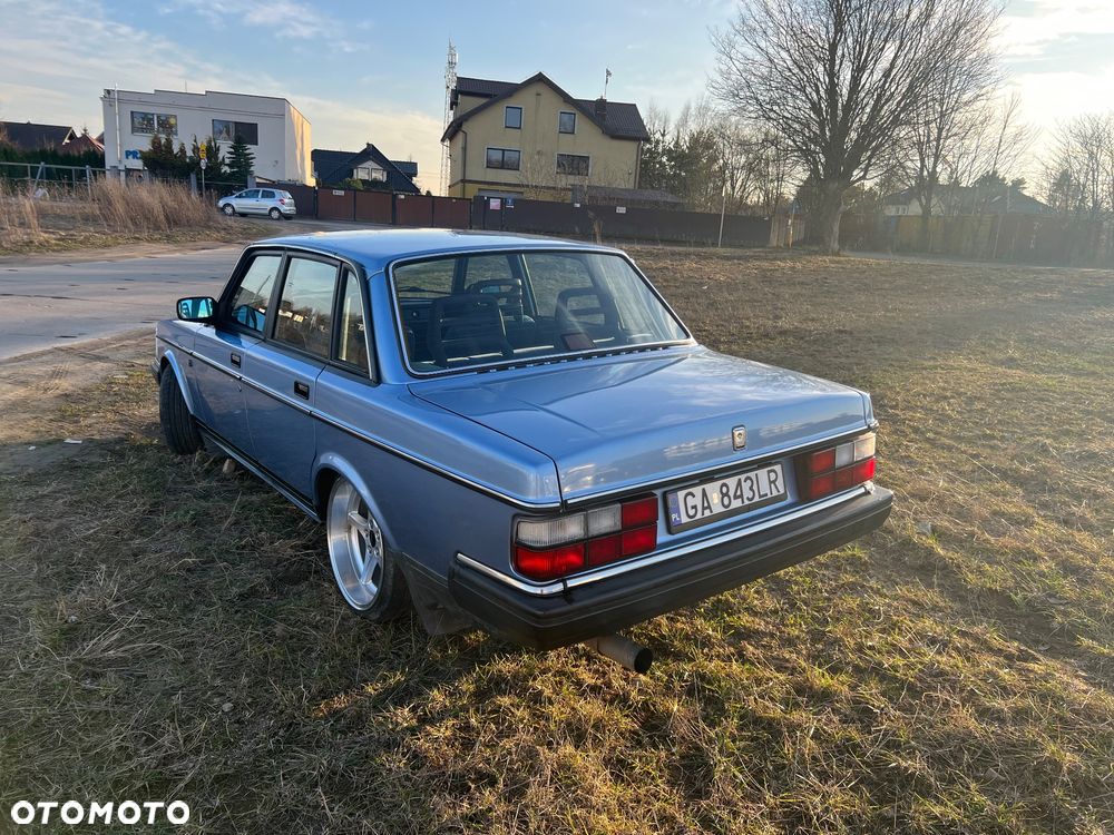 Volvo Seria 200 - 7