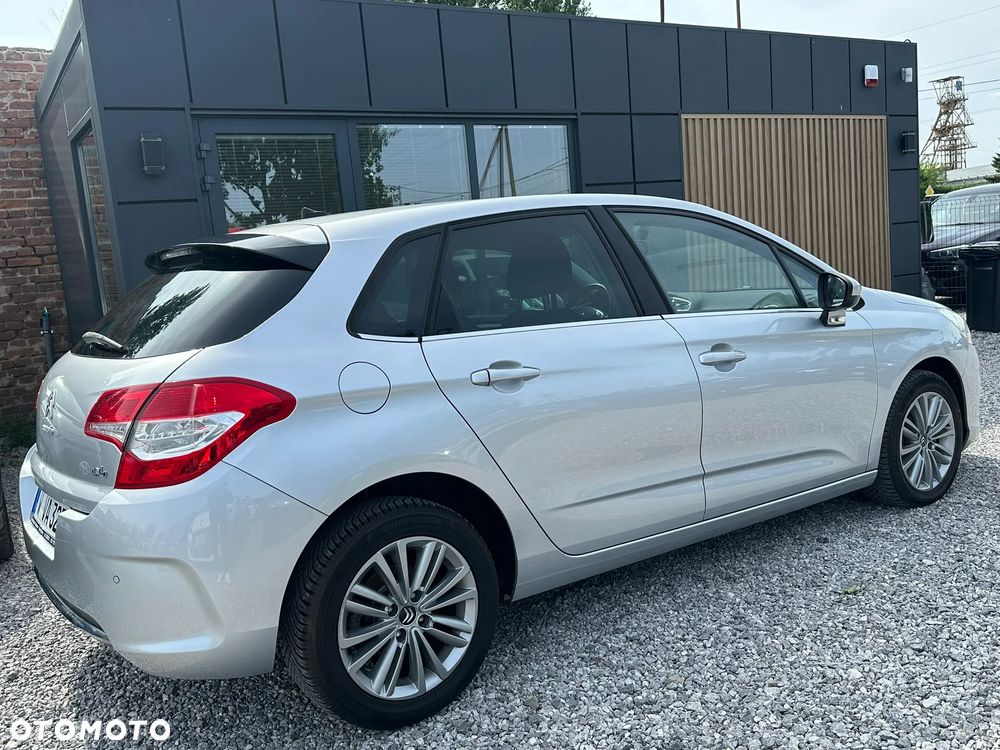 Citroën C4 VTi 120 Attraction - 19