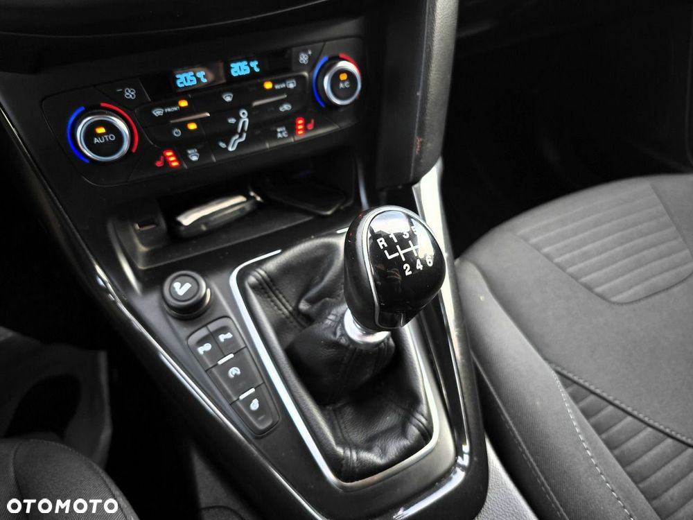 Ford Focus 1.5 EcoBlue STart-Stopp-System TITANIUM - 30