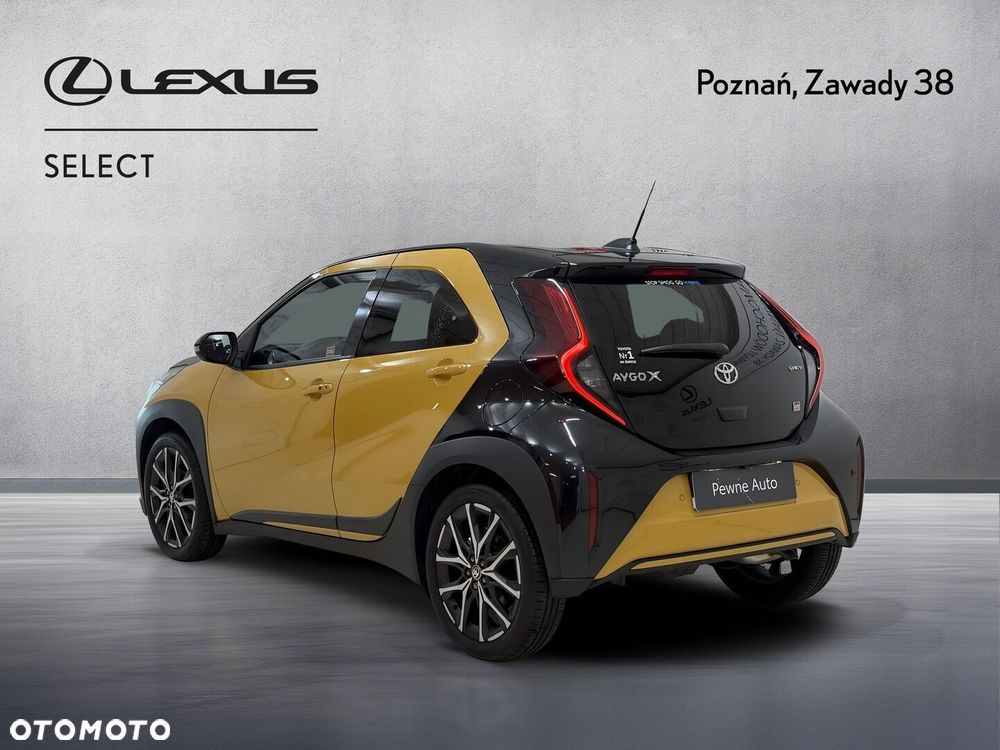 Toyota Aygo X Hybrid 1.5 Style e-CVT - 10