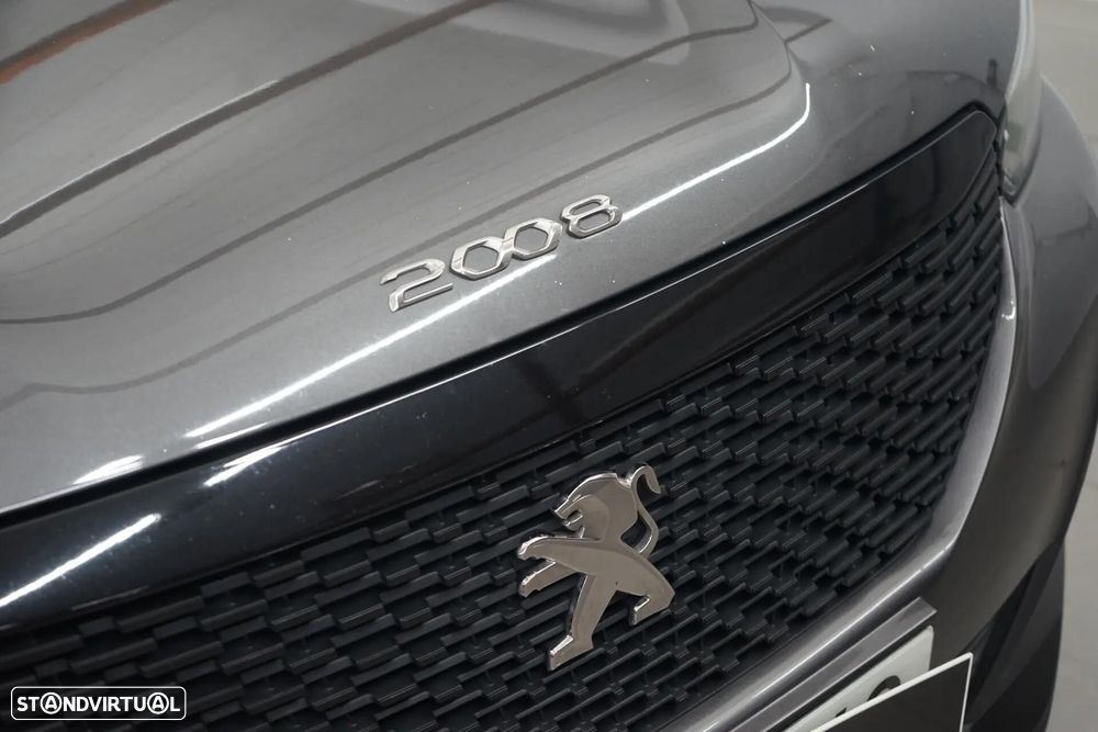 Peugeot 2008 1.2 PureTech Allure - 8