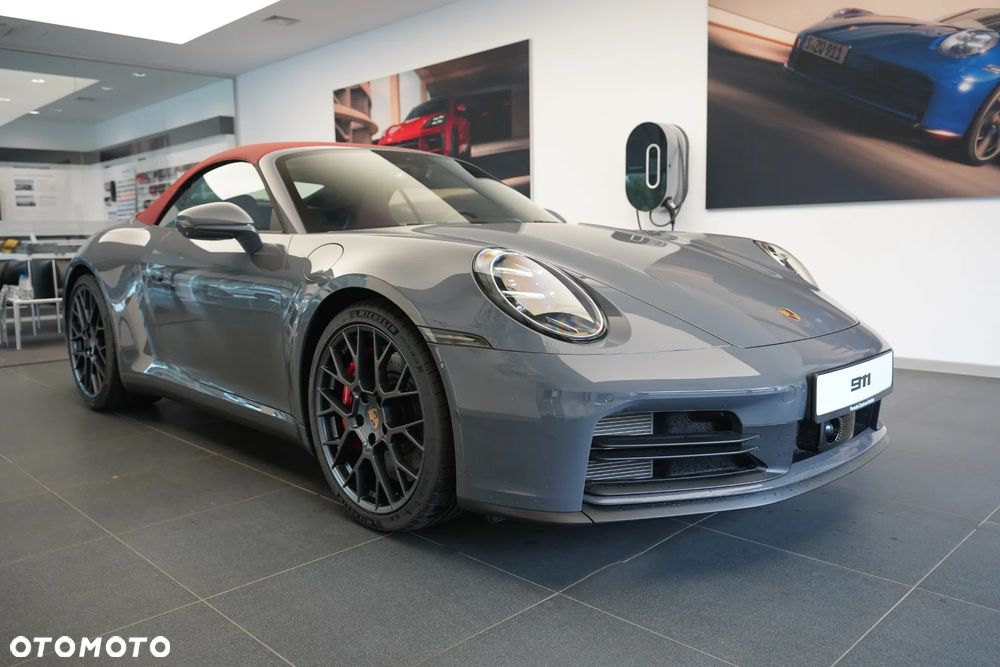 Porsche 911 Carrera S - 9