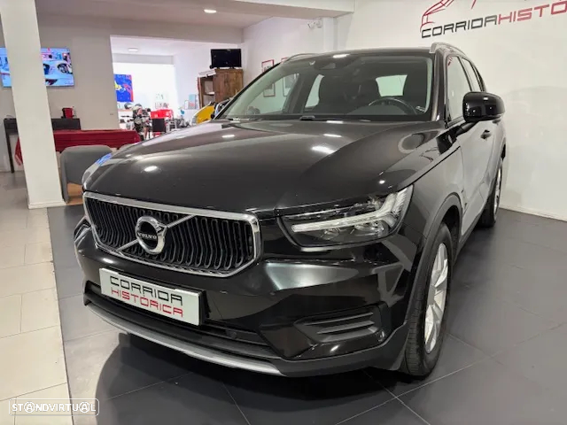 Volvo XC 40 2.0 D3 Momentum Plus - 32