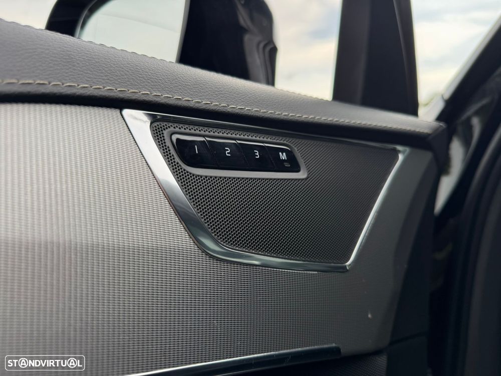 Volvo XC 90 2.0 T8 PHEV R-Design AWD - 21