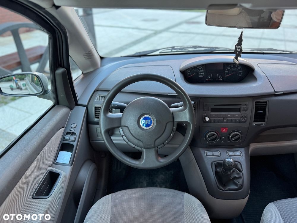Fiat Idea 1.4 16V Dynamic - 14