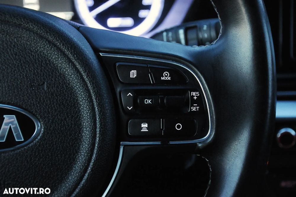 Kia Niro 1.6 GDI HEV 2WD OPF Aut. Spirit - 13