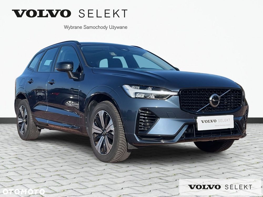 Volvo XC 60 T6 Plug-In Hybrid AWD Plus Dark - 4