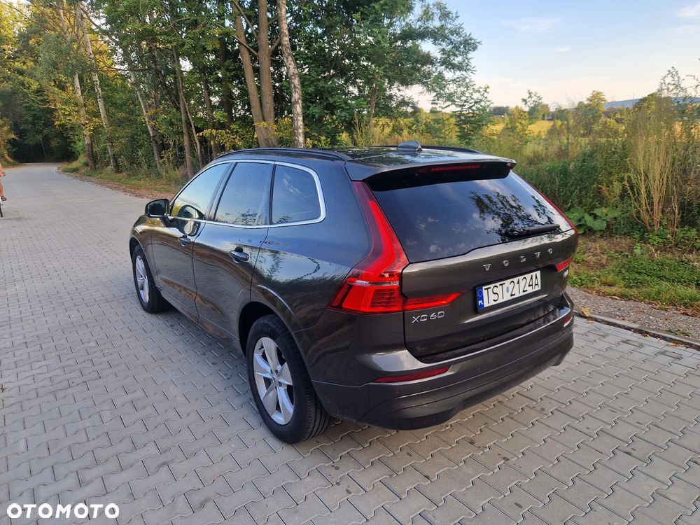 Volvo XC 60 B4 D Geartronic Momentum - 4