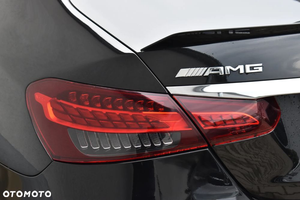 Mercedes-Benz Klasa E AMG 63 S 4-Matic+ - 11