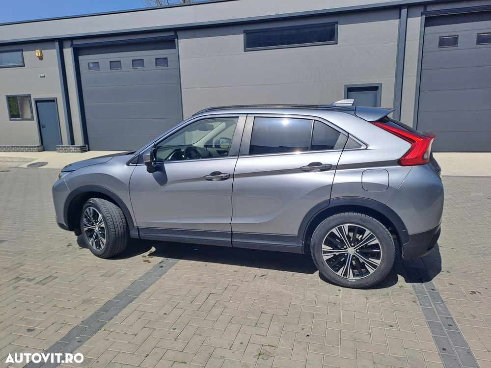 Mitsubishi Eclipse-Cross 1.5-litre 16-valve DOHC MIVEC 4X4 Instyle+ Aut. - 3