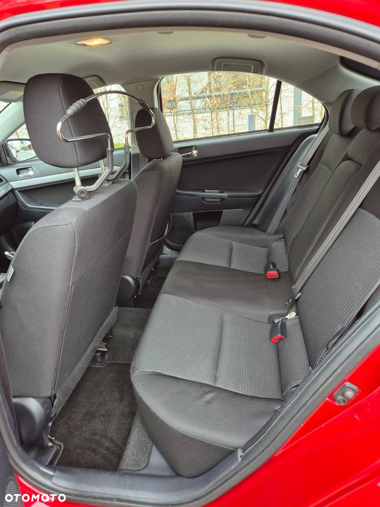 Mitsubishi Lancer 1.8 Invite - 14