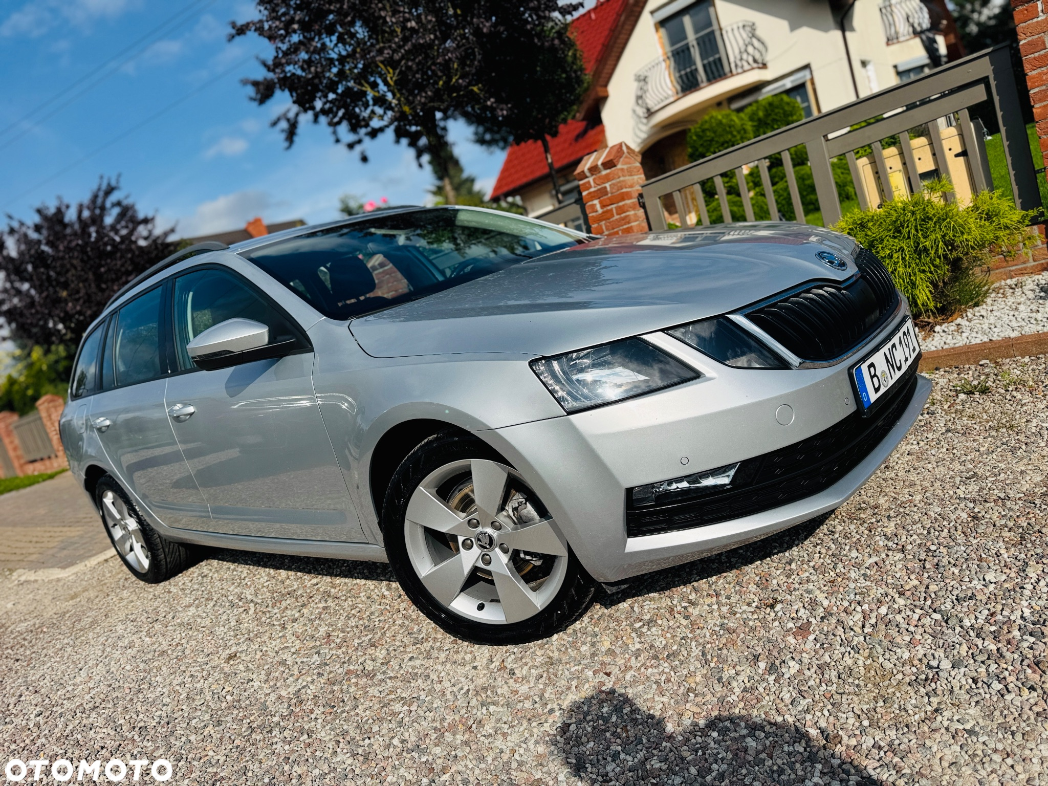 Skoda Octavia 1.6 TDI SCR 4x4 Style - 25