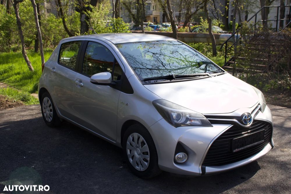 Toyota Yaris - 1