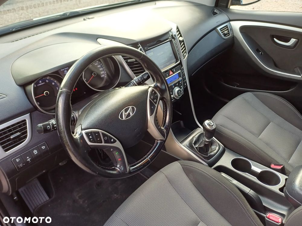 Hyundai i30 1.6 Fifa World Cup Edition - 12