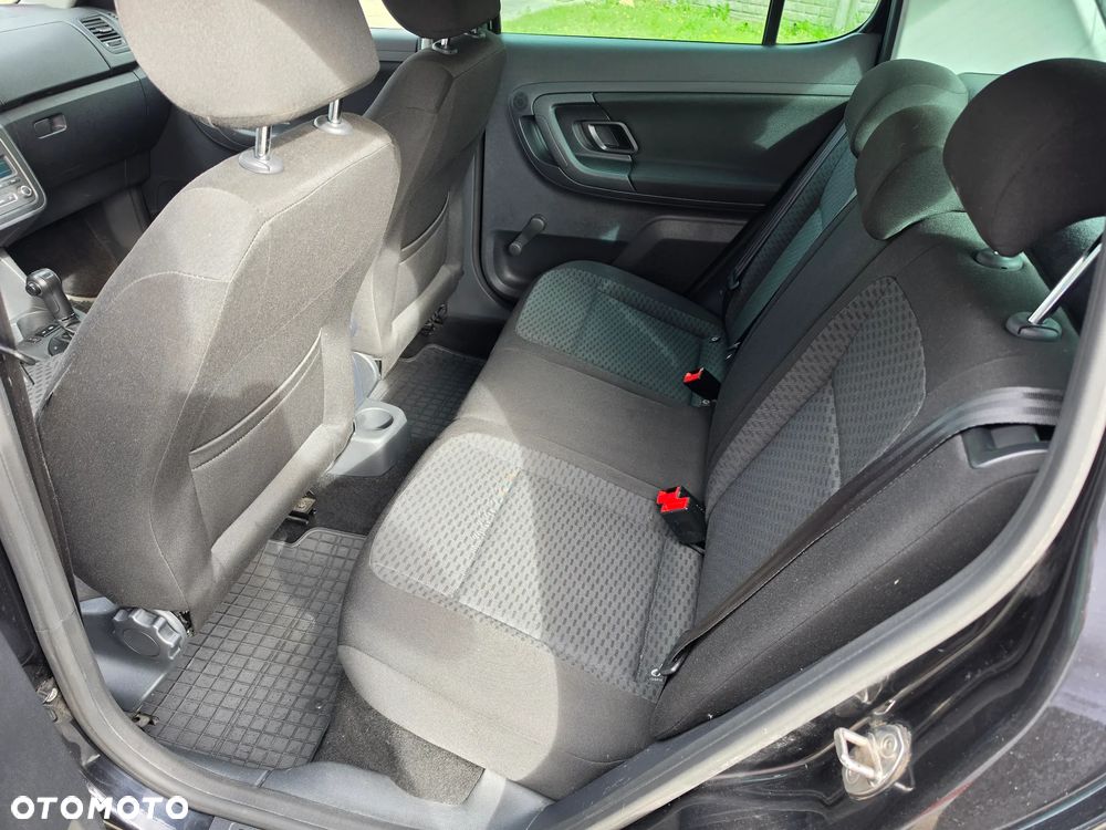 Skoda Fabia 1.2 TSI Active DSG - 24