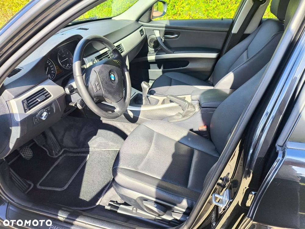 BMW Seria 3 316d Edition Luxury Line Purity - 15