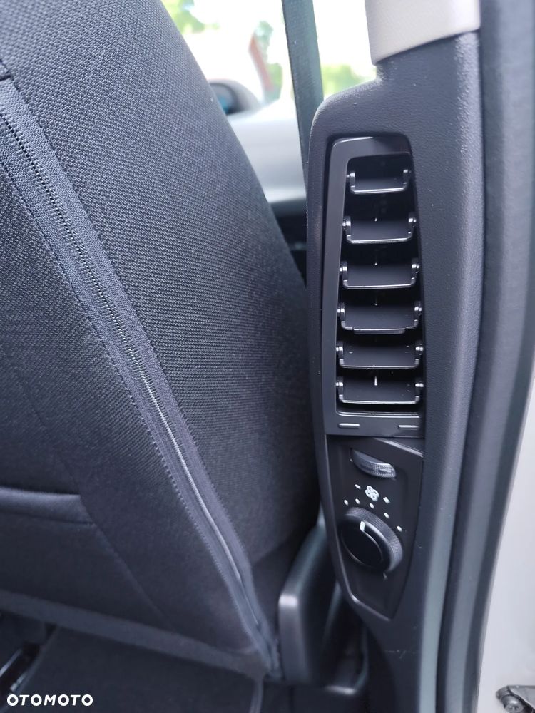 Citroën C4 SpaceTourer Grand 1.5 BlueHDi Shine S&S - 27