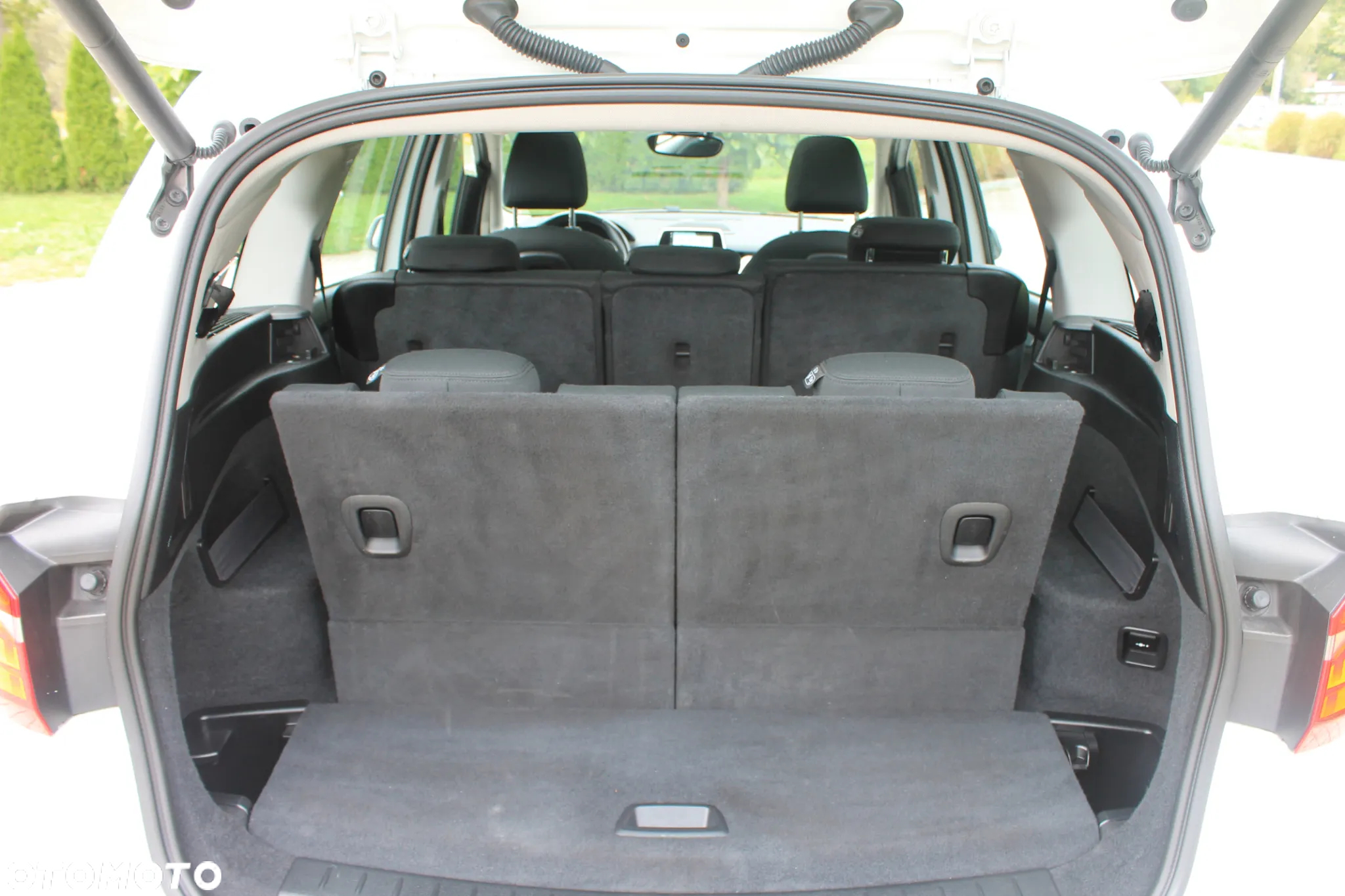 BMW Seria 2 220d Gran Tourer Sport-Aut Advantage - 30