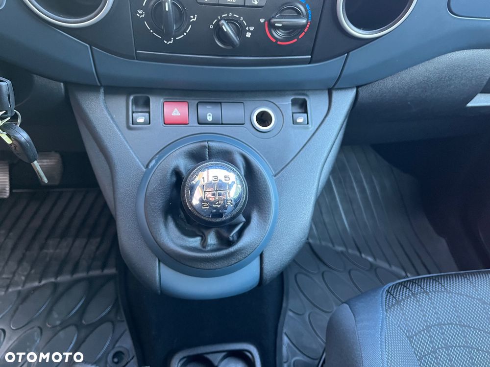 Peugeot Partner - 15