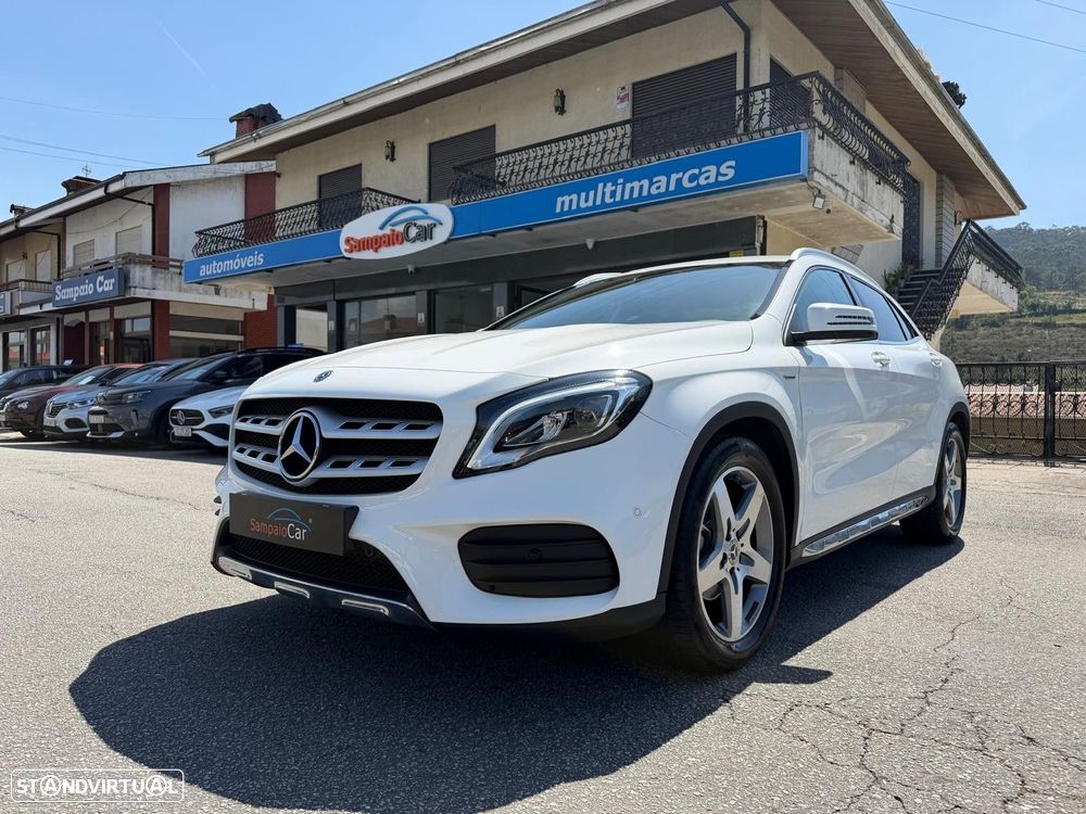 Mercedes-Benz GLA 180 AMG Line - 2