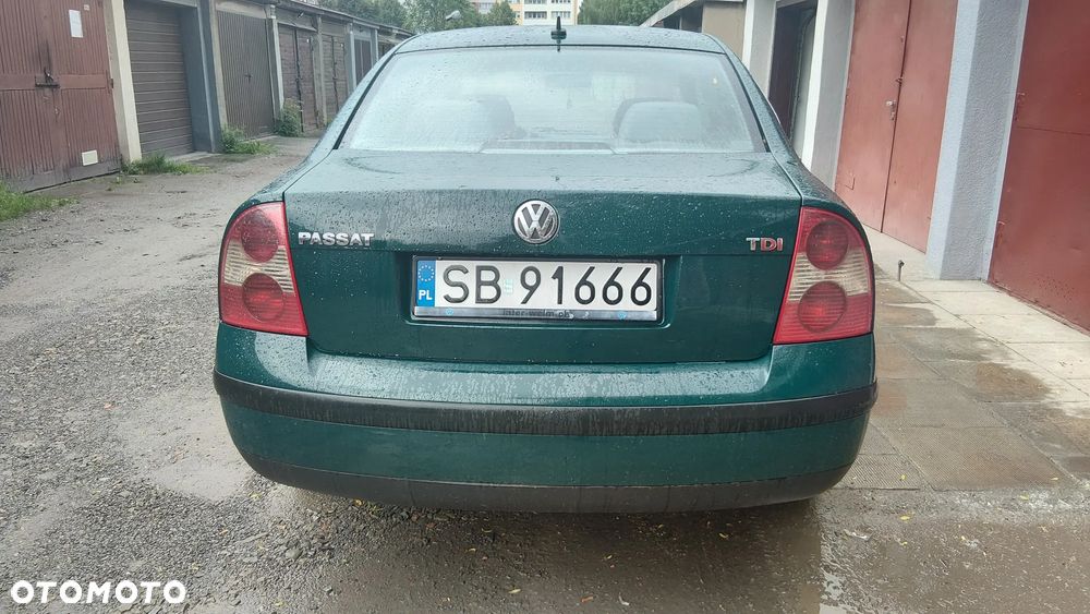 Volkswagen Passat 1.9 TDI Trendline - 5
