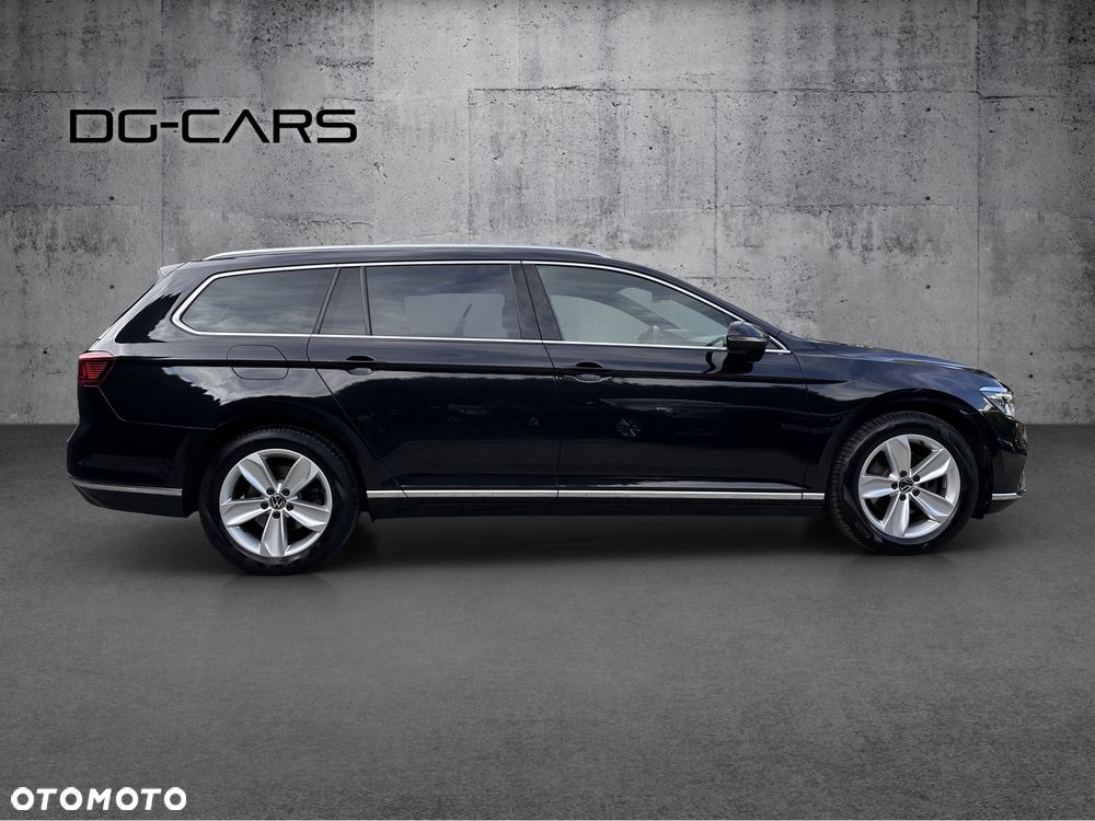 Volkswagen Passat Variant 2.0 TDI SCR DSG Elegance - 5
