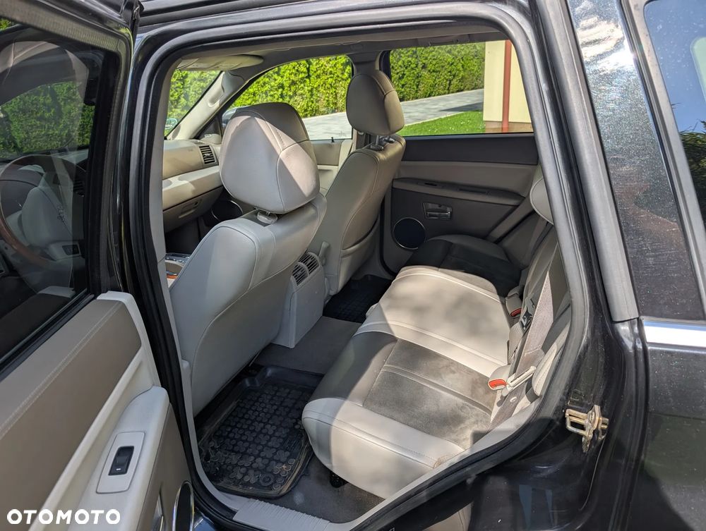 Jeep Grand Cherokee Gr 3.0 CRD Overland - 12