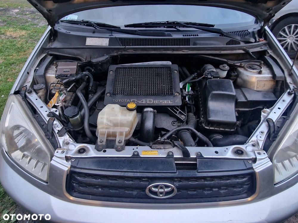 Toyota RAV4 2.0 D-4D 4x4 - 7