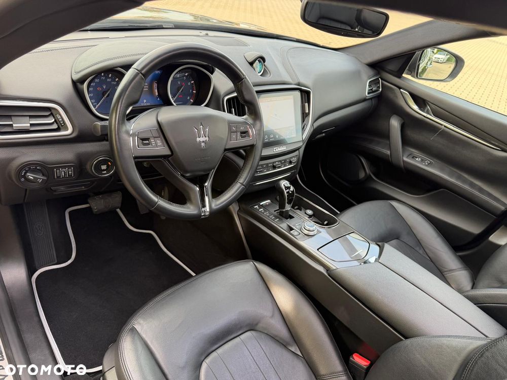 Maserati Ghibli GranSport - 5