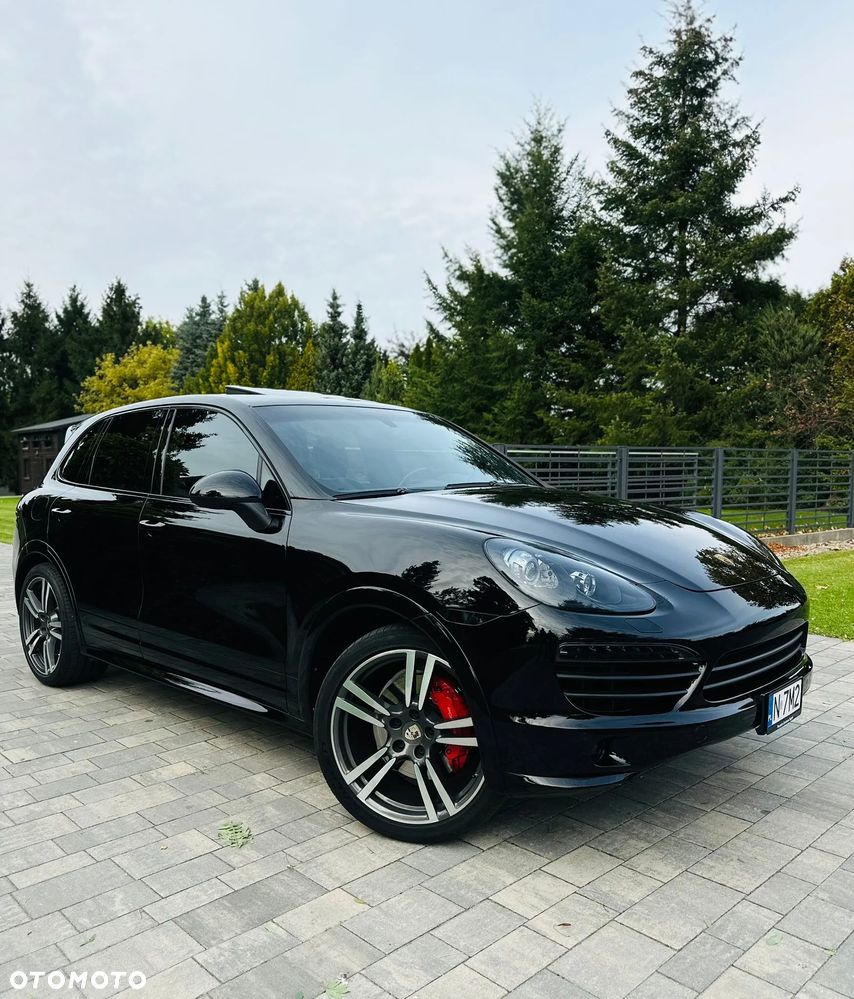 Porsche Cayenne GTS - 4