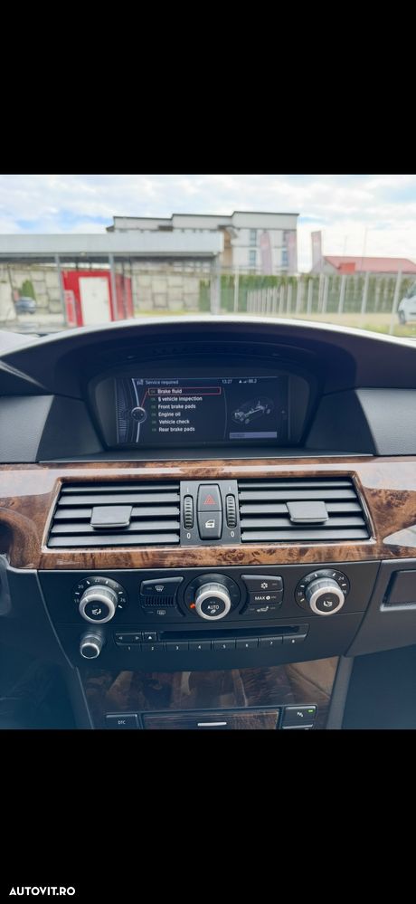 BMW Seria 5 520d Aut. - 16