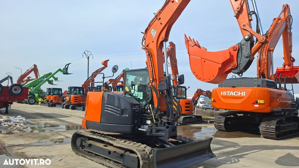 Hitachi ZX85, 2022, 3.339h, CUPLA RAPIDA HIDRAULICA +3 CUPE NOI, senile cauciuc 90%, masa operationala 8,6t, adanc sapare 5m, latime 2,2m, ridica 4,5t, inst picon, LAMA NIVELARE, aer cond, Camera spate, leasing 4 ani, STARE FOARTE BUNA, PROMOTIE 59.900eur+Tv - 23