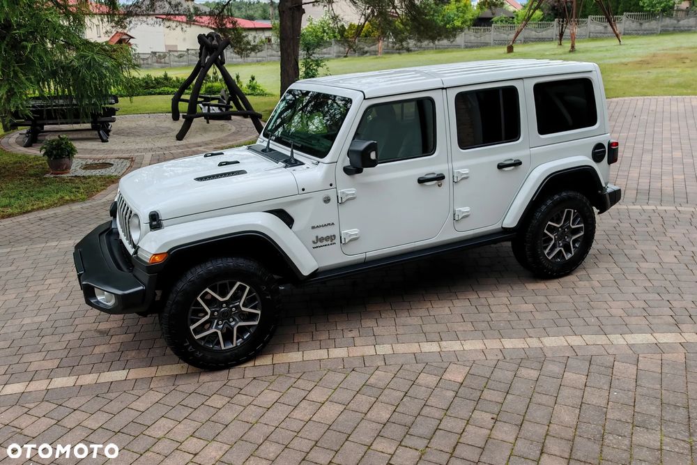 Jeep Wrangler Unlimited GME 2.0 Turbo Sahara - 40