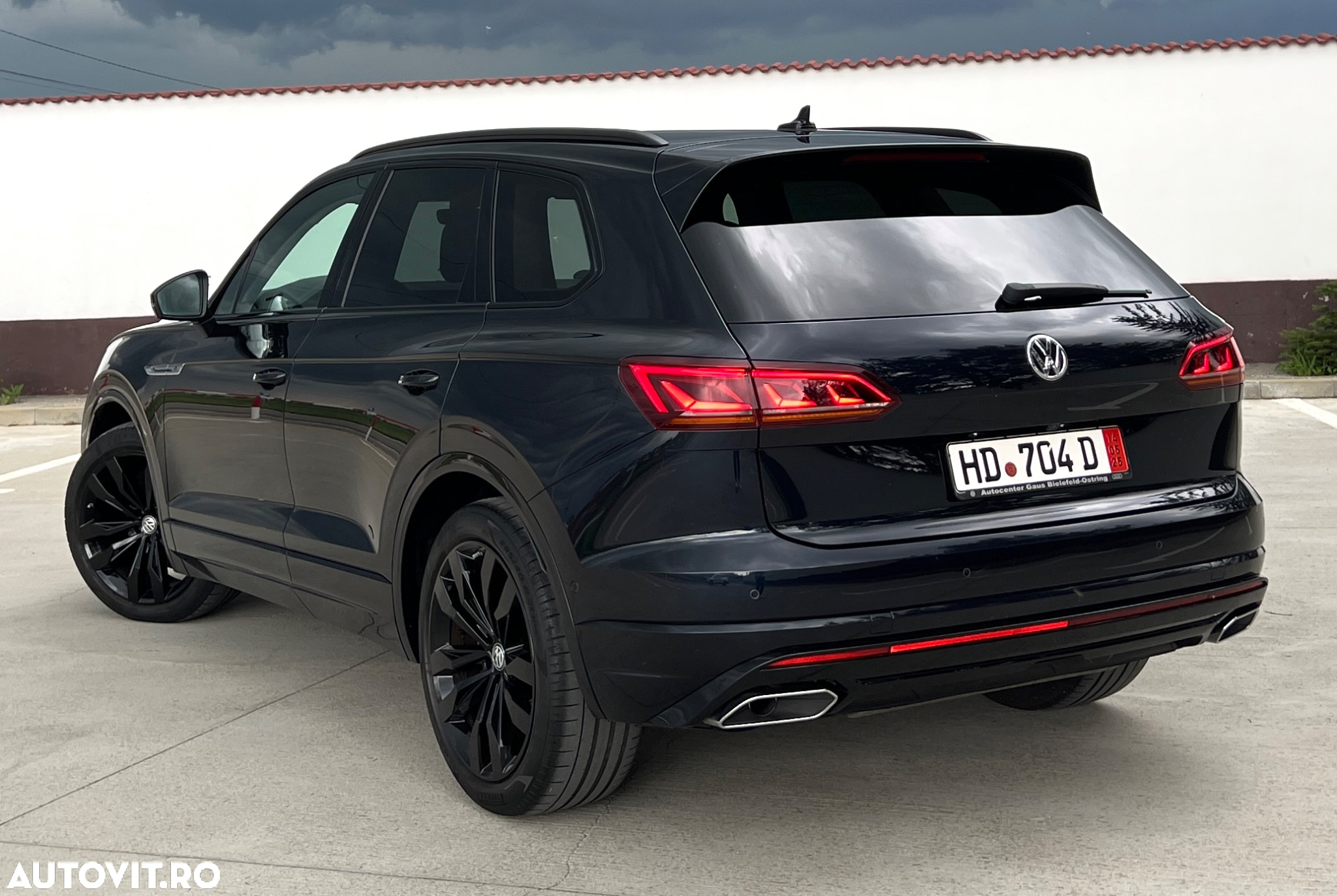 Volkswagen Touareg 3.0 V6 TDI 4Motion DPF Automatik R-Line - 3