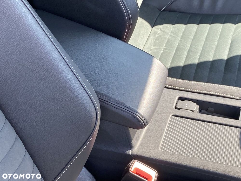 Volkswagen Passat - 18
