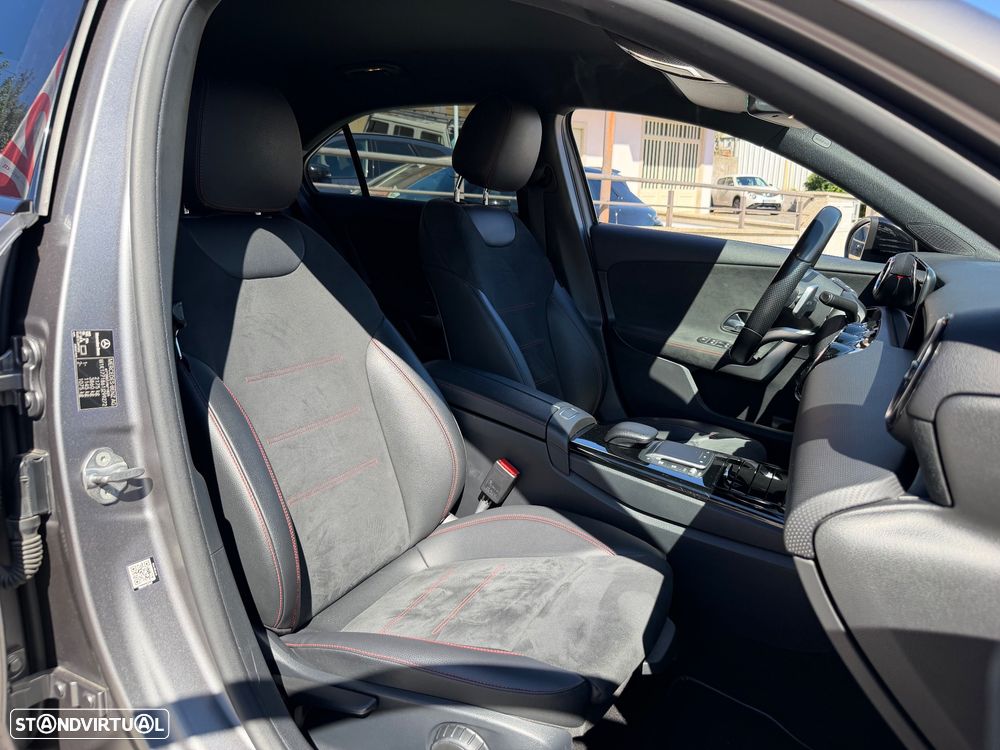 Mercedes-Benz A 250 Limousine e AMG Line - 9