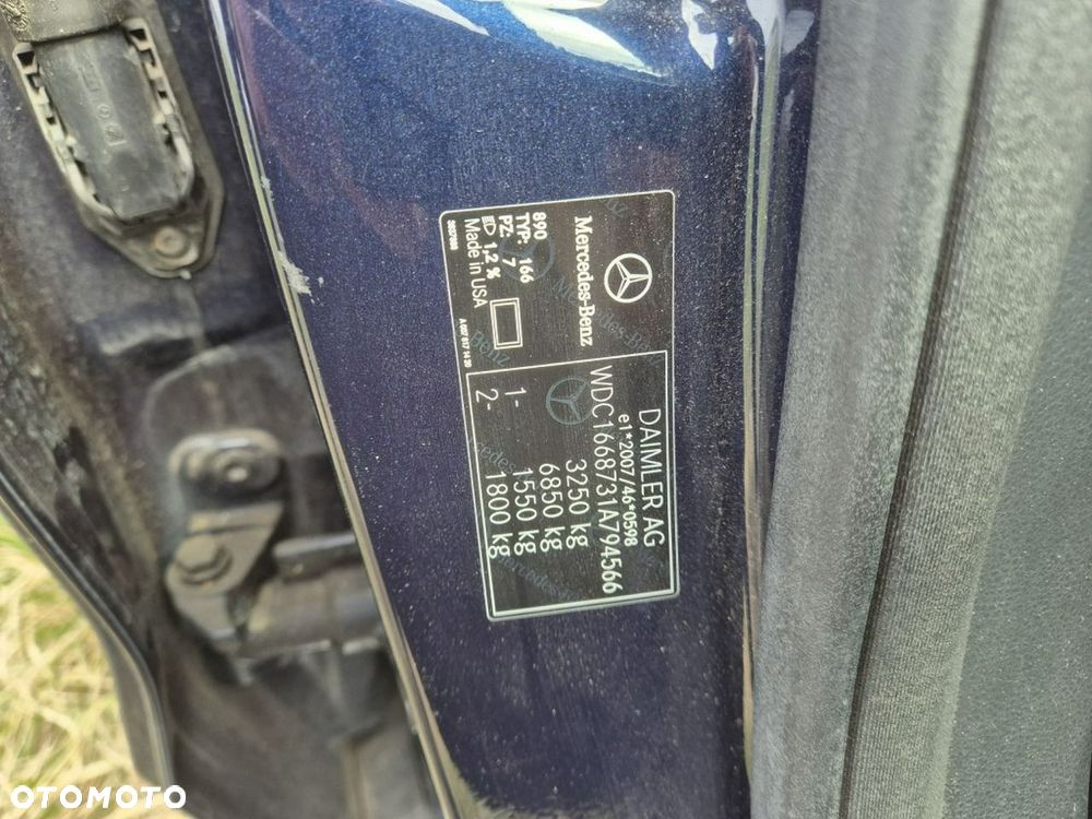 Mercedes-Benz GLS - 29