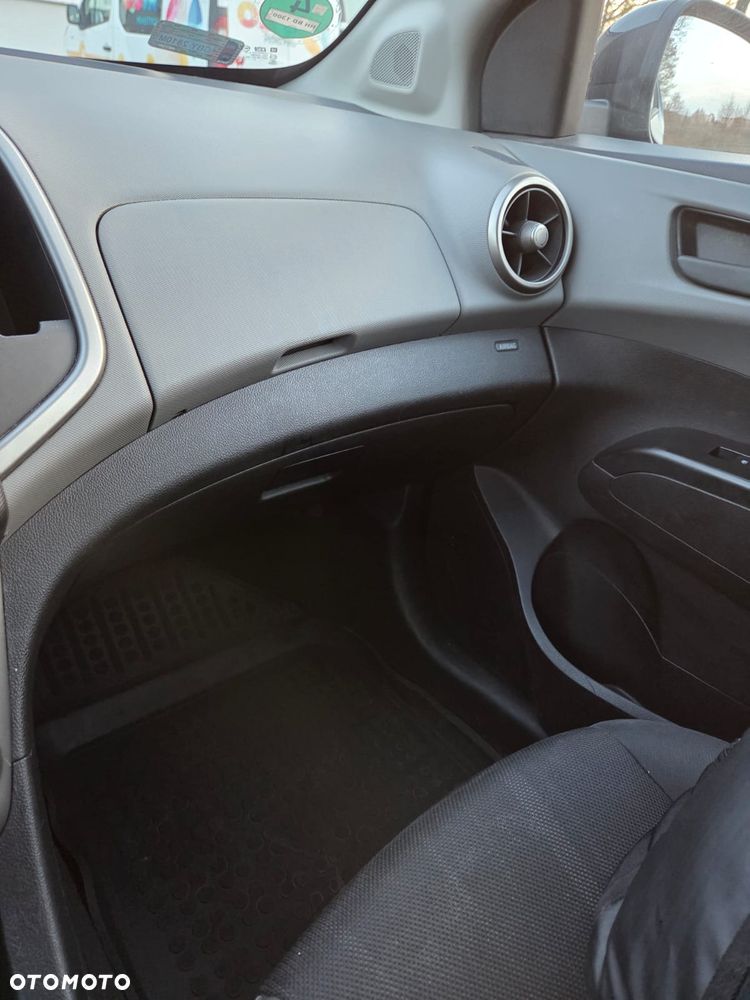 Chevrolet Aveo 1.4 16V LT EU5 - 10