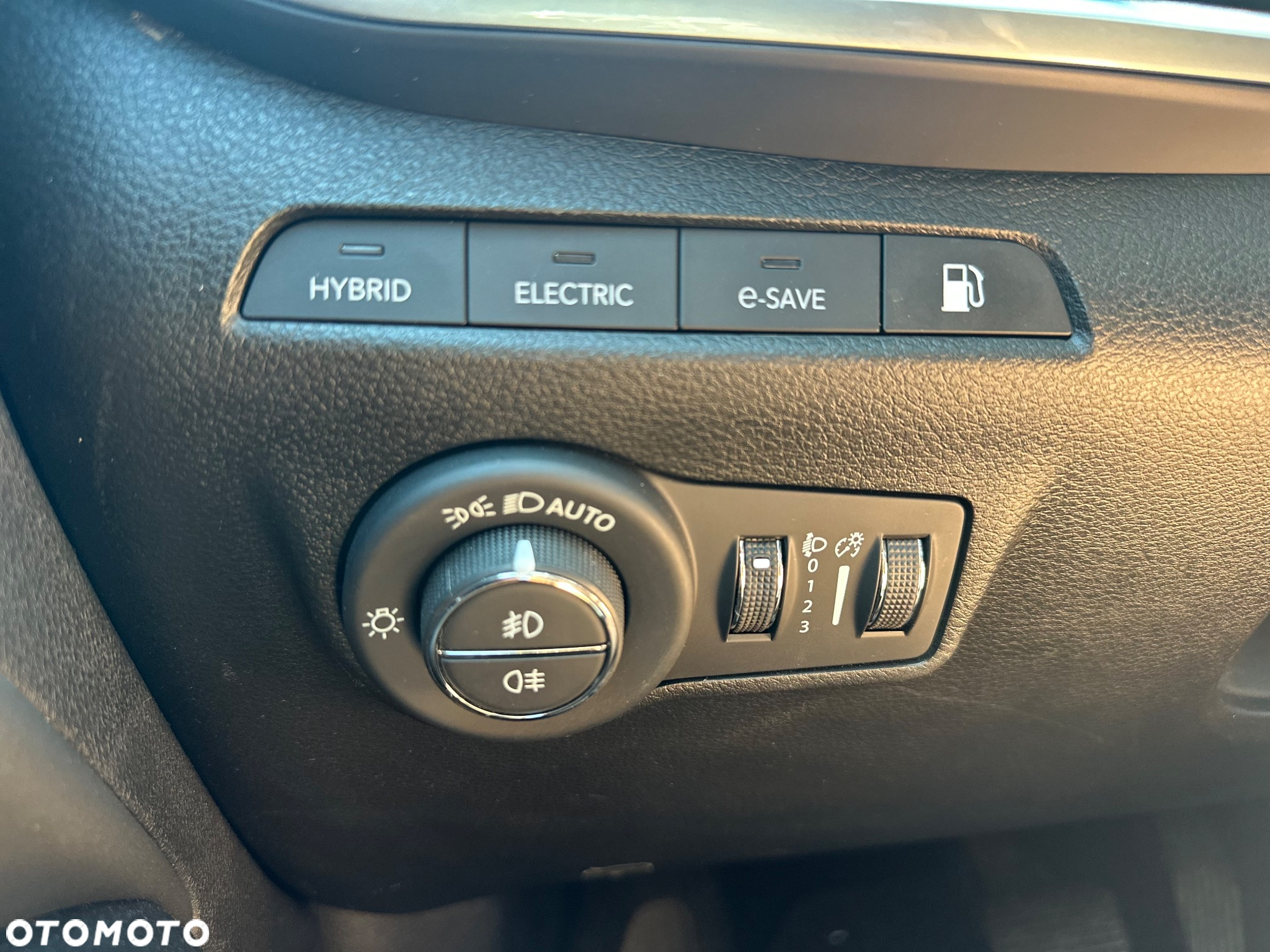 Jeep Compass 1.3 T4 4xe PLUG-IN HYBRID Automatik Limited - 22